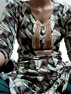 Snapshot of Rajni-Mehra chatting on February 27, 2025, 2:53 am Rajni-Mehra online show from February 27, 2025, 2:53 am