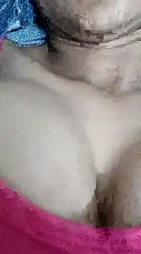 Snapshot of Rajni-Mehra chatting on March 4, 2025, 3:26 pm Rajni-Mehra online show from March 4, 2025, 3:26 pm