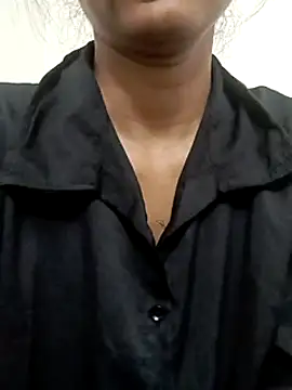 Snapshot of Rajni-Mehra chatting on March 12, 2025, 3:24 am Rajni-Mehra online show from March 12, 2025, 3:24 am