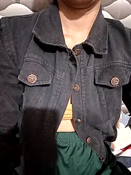 Snapshot of Rajni-Mehra chatting on November 21, 2025, 5:28 am Rajni-Mehra online show from November 21, 2025, 5:28 am