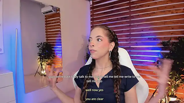 Sapphire Venuss online show from April 4, 2026, 2:54 am