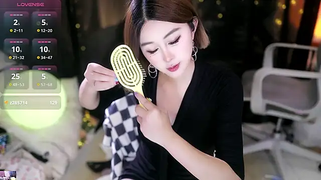 Snapshot of Evajoannana chatting on September 28, 2025, 2:11 pm Evajoannana online show from September 28, 2025, 2:11 pm