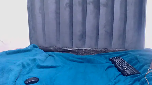 Snapshot of BigbootyNickyx chatting on July 16, 2026, 9:43 pm BigbootyNickyx online show from July 16, 2026, 9:43 pm