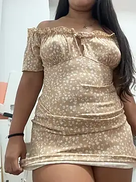 Snapshot of mismmia chatting on December 31, 2024, 12:32 am mismmia online show from December 31, 2024, 12:32 am