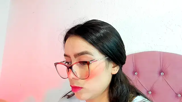 teffy lee online show from December 9, 2024, 8:01 pm