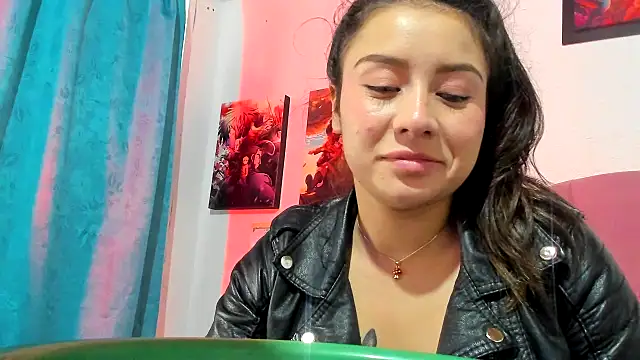 teffy lee online show from November 9, 2025, 9:02 pm