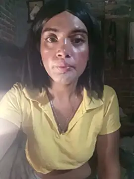 Snapshot of yovana13 chatting on August 7, 2026, 12:34 am yovana13 online show from August 7, 2026, 12:34 am
