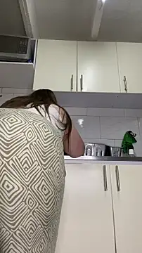 Snapshot of Chloee_ep chatting on February 3, 2026, 6:40 am Chloee ep online show from February 3, 2026, 6:40 am