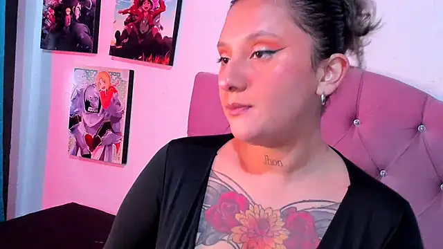 Snapshot of Mila_nixon02 chatting on October 26, 2025, 6:03 pm Mila nixon02 online show from October 26, 2025, 6:03 pm