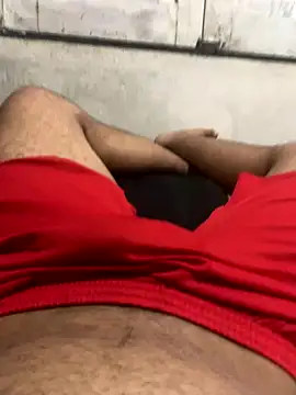 Snapshot of VouchingLagging chatting on September 29, 2025, 3:00 am VouchingLagging online show from September 29, 2025, 3:00 am