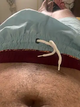 Snapshot of VouchingLagging chatting on October 15, 2025, 8:20 pm VouchingLagging online show from October 15, 2025, 8:20 pm