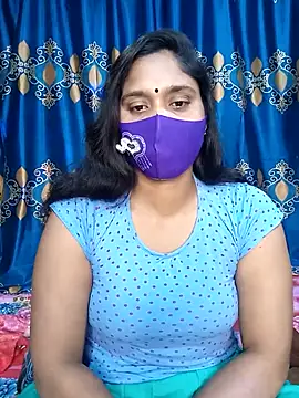 Snapshot of Hot_Maleka chatting on February 12, 2025, 3:38 pm Hot Maleka online show from February 12, 2025, 3:38 pm