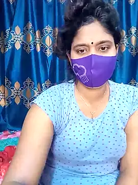 Snapshot of Hot_Maleka chatting on February 18, 2025, 1:54 am Hot Maleka online show from February 18, 2025, 1:54 am