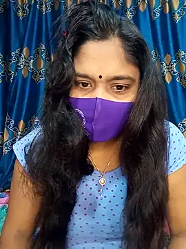 Snapshot of Hot_Maleka chatting on February 26, 2025, 1:53 am Hot Maleka online show from February 26, 2025, 1:53 am