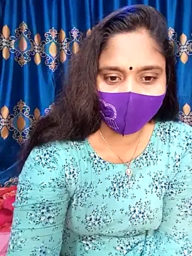 Snapshot of Hot_Maleka chatting on March 7, 2025, 1:40 pm Hot Maleka online show from March 7, 2025, 1:40 pm