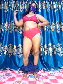 Snapshot of Hot_Maleka chatting on March 11, 2025, 6:00 am Hot Maleka online show from March 11, 2025, 6:00 am