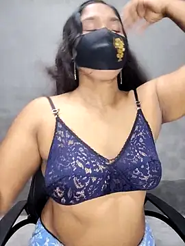 Snapshot of Hot_Maleka chatting on September 13, 2025, 1:27 am Hot Maleka online show from September 13, 2025, 1:27 am