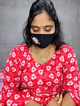 Snapshot of Hot_Maleka chatting on September 15, 2025, 3:56 pm Hot Maleka online show from September 15, 2025, 3:56 pm