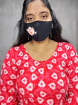 Snapshot of Hot_Maleka chatting on September 20, 2025, 12:11 am Hot Maleka online show from September 20, 2025, 12:11 am