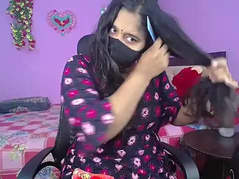 Hot Maleka online show from January 11, 2026, 1:43 am