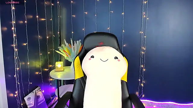 Sara Robinson online show from February 13, 2025, 9:30 am