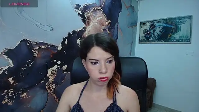 Snapshot of DanaaRey chatting on October 3, 2025, 3:09 pm DanaaRey online show from October 3, 2025, 3:09 pm