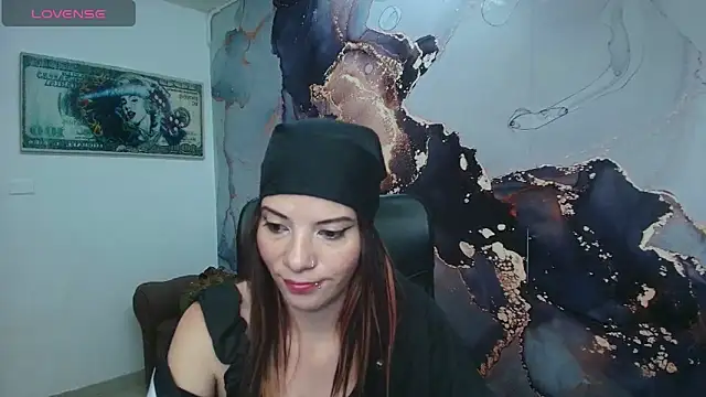 Snapshot of DanaaRey chatting on October 6, 2025, 4:26 pm DanaaRey online show from October 6, 2025, 4:26 pm