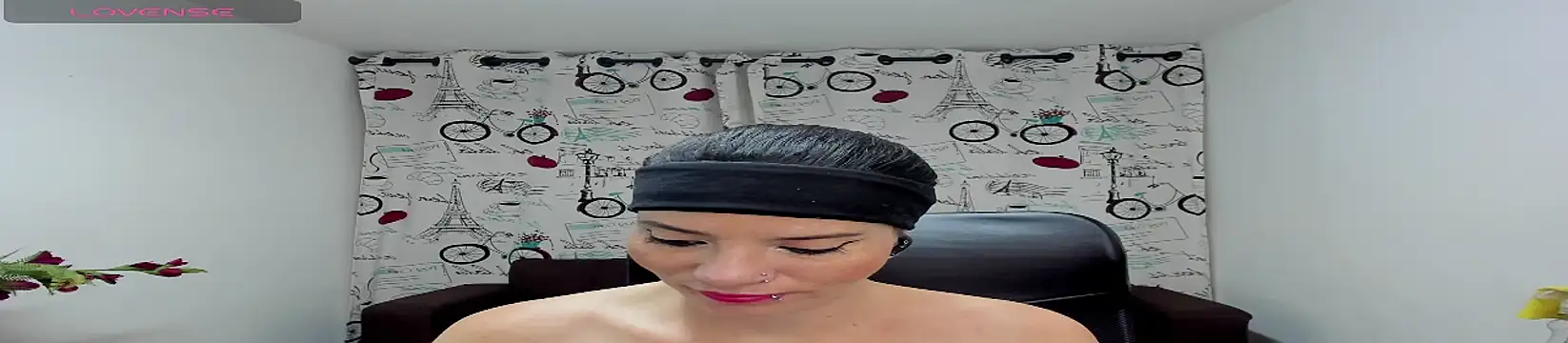 Snapshot of DanaaRey chatting on October 31, 2025, 3:02 pm DanaaRey online show from October 31, 2025, 3:02 pm