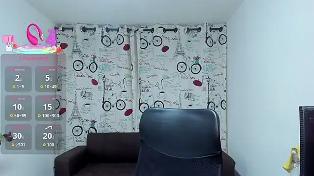 Snapshot of DanaaRey chatting on November 1, 2025, 4:31 pm DanaaRey online show from November 1, 2025, 4:31 pm