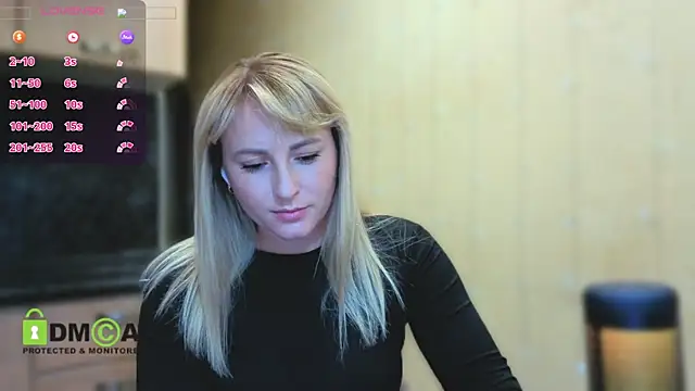Snapshot of Smoorodinkaa chatting on June 15, 2026, 8:22 pm Smoorodinkaa online show from June 15, 2026, 8:22 pm