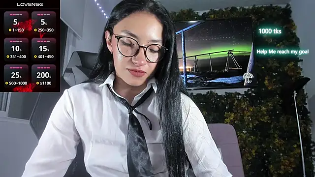 Snapshot of emily_palmeer chatting on May 29, 2026, 1:36 am emily palmeer online show from May 29, 2026, 1:36 am
