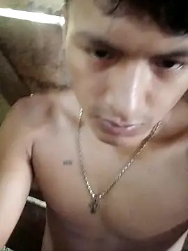 Snapshot of Huebolocko chatting on December 19, 2024, 7:29 pm Huebolocko online show from December 19, 2024, 7:29 pm