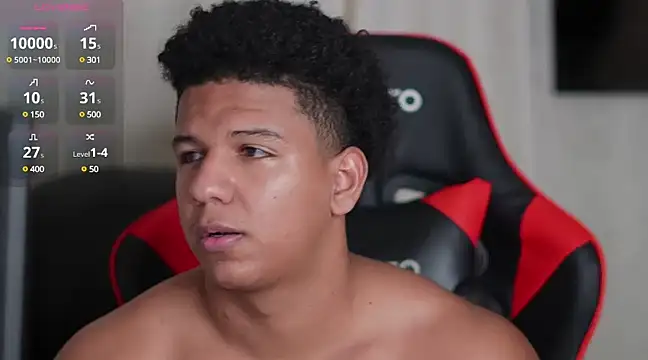 Snapshot of May_Dylan1 chatting on December 20, 2024, 8:17 am May Dylan1 online show from December 20, 2024, 8:17 am