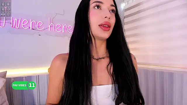 stephanymonroe online show from September 30, 2025, 4:34 pm