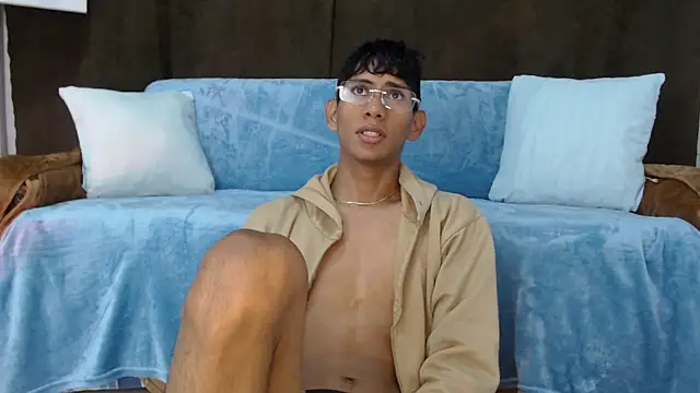 Nick Collins18 online show from November 3, 2025, 11:26 pm