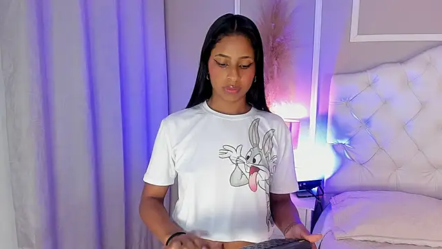 evelyn evony online show from December 24, 2024, 6:22 am