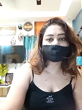 Cute-mona online show from April 10, 2026, 10:42 am