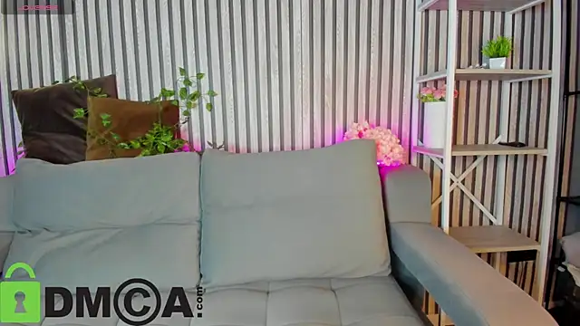 Little Chips online show from April 10, 2026, 5:17 pm