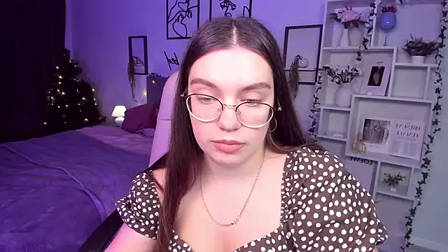 DaniellaLovely online show from January 3, 2025, 2:19 pm