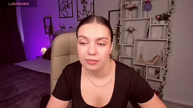 DaniellaLovely online show from September 15, 2025, 10:48 am