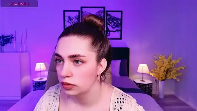 DaniellaLovely online show from February 18, 2026, 10:44 am