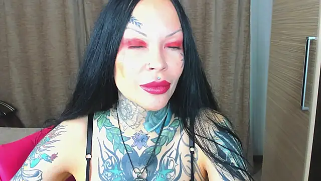 Megan Black Moon online show from October 4, 2025, 10:46 am