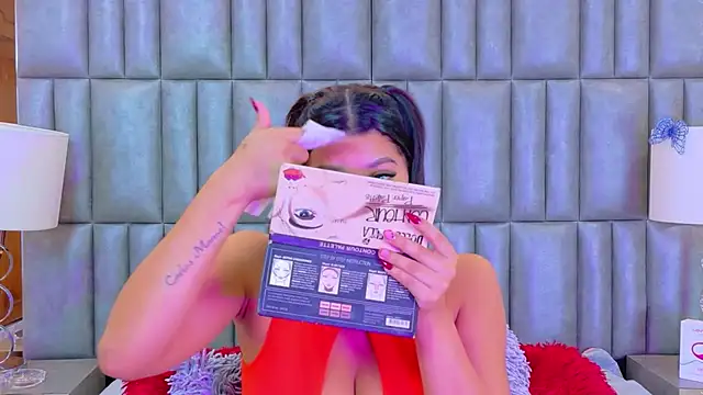 TiaraRosse online show from March 11, 2026, 12:00 pm