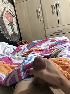 Snapshot of macg96 chatting on January 15, 2025, 4:47 am macg96 online show from January 15, 2025, 4:47 am