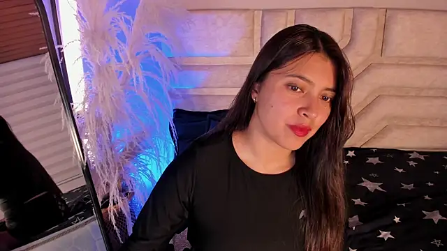 Rebeca Williams  online show from January 7, 2025, 11:14 pm