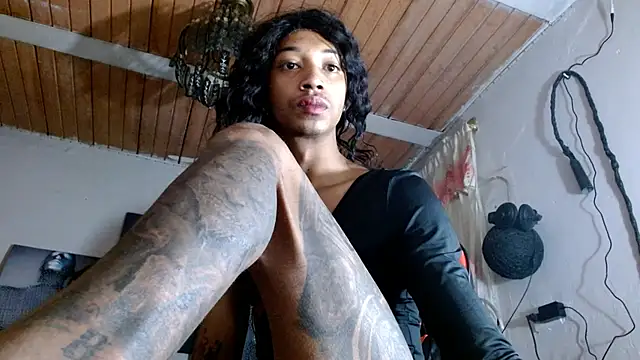 Snapshot of Maidi_ chatting on October 8, 2025, 12:58 pm Maidi online show from October 8, 2025, 12:58 pm