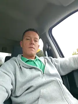 Bigtater1999 online show from November 3, 2025, 12:39 pm