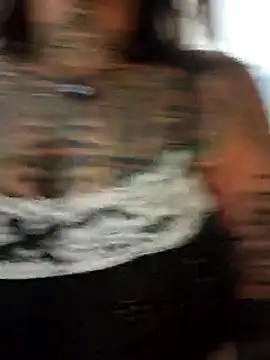 Snapshot of lizzardqueeen chatting on October 2, 2025, 4:58 pm lizzardqueeen online show from October 2, 2025, 4:58 pm