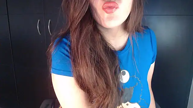 Snapshot of AdharaLujan chatting on January 17, 2026, 10:57 pm AdharaLujan online show from January 17, 2026, 10:57 pm