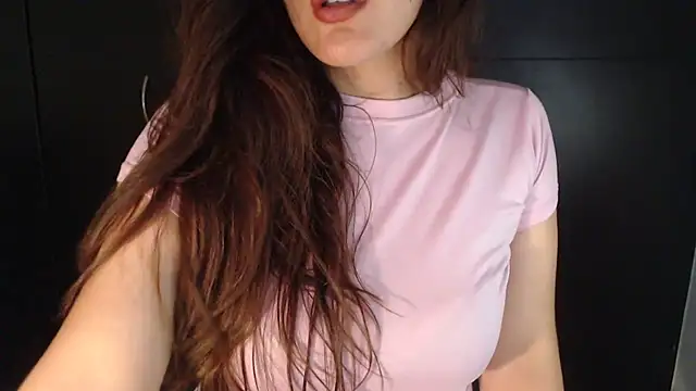 Snapshot of AdharaLujan chatting on February 15, 2026, 10:39 pm AdharaLujan online show from February 15, 2026, 10:39 pm